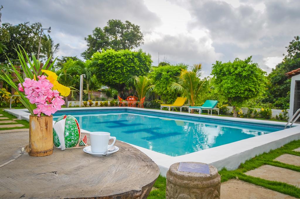 Hotel Hamacas ริวาส ภายนอก รูปภาพ