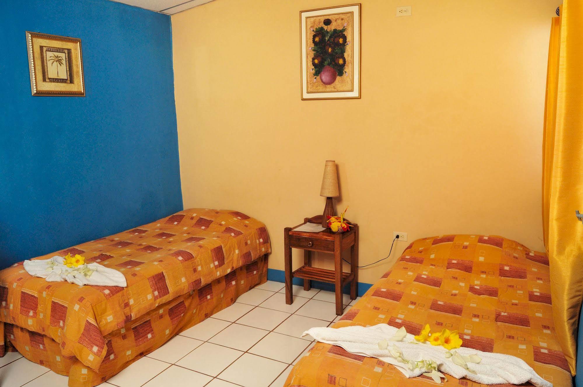 Hotel Hamacas ริวาส ภายนอก รูปภาพ